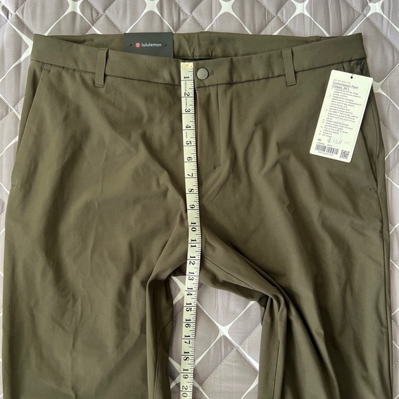Lululemon Commission Pant Classic Warpstreme Dark Olive Men's 40x34* ABC Stretch